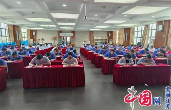 点击图片翻到下一页>> 乐玩体育正式启动“南京机电-冠盛汽配教师企业实践流动站”进站计划